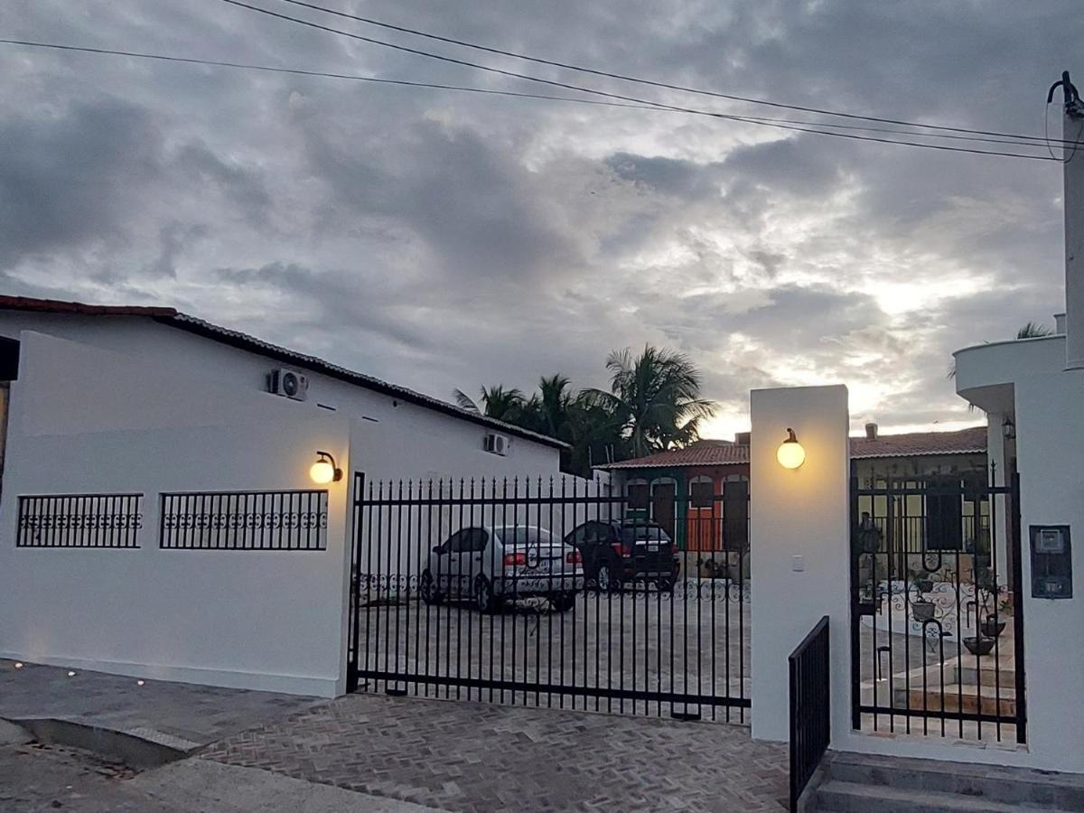 Buganvilia Pousada & Bistro Santa Cruz  Exterior photo