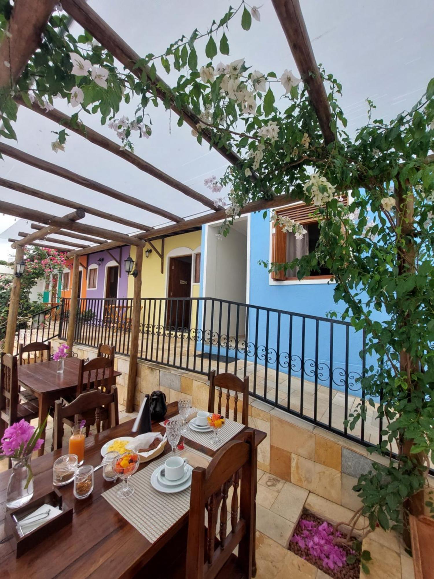 Buganvilia Pousada & Bistro Santa Cruz  Exterior photo